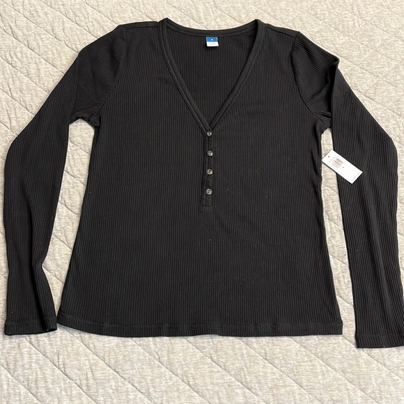 NWT Ribbed Henley - Picture 7 of 9